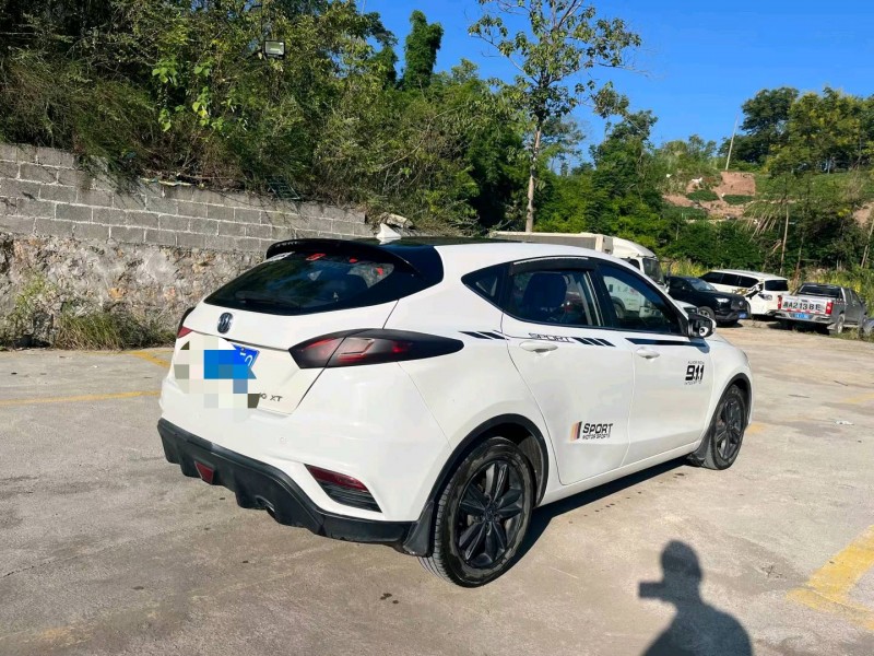 重庆17年长安汽车逸动7