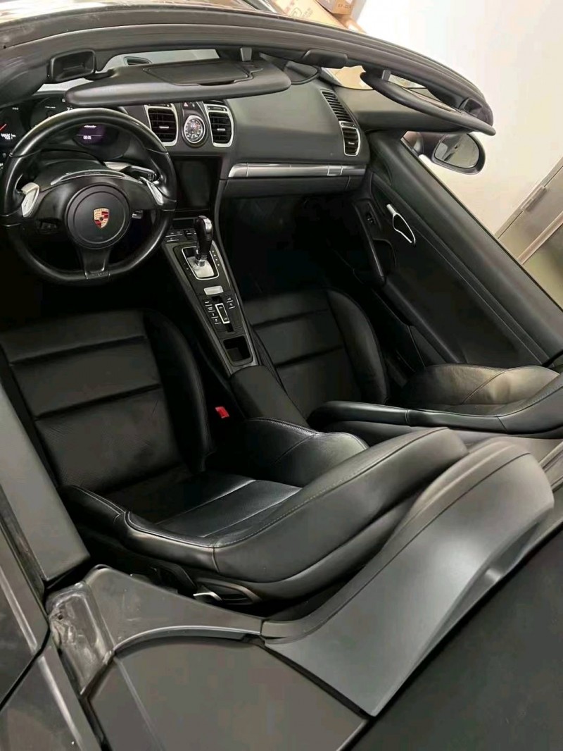 珠海17年保时捷Boxster4