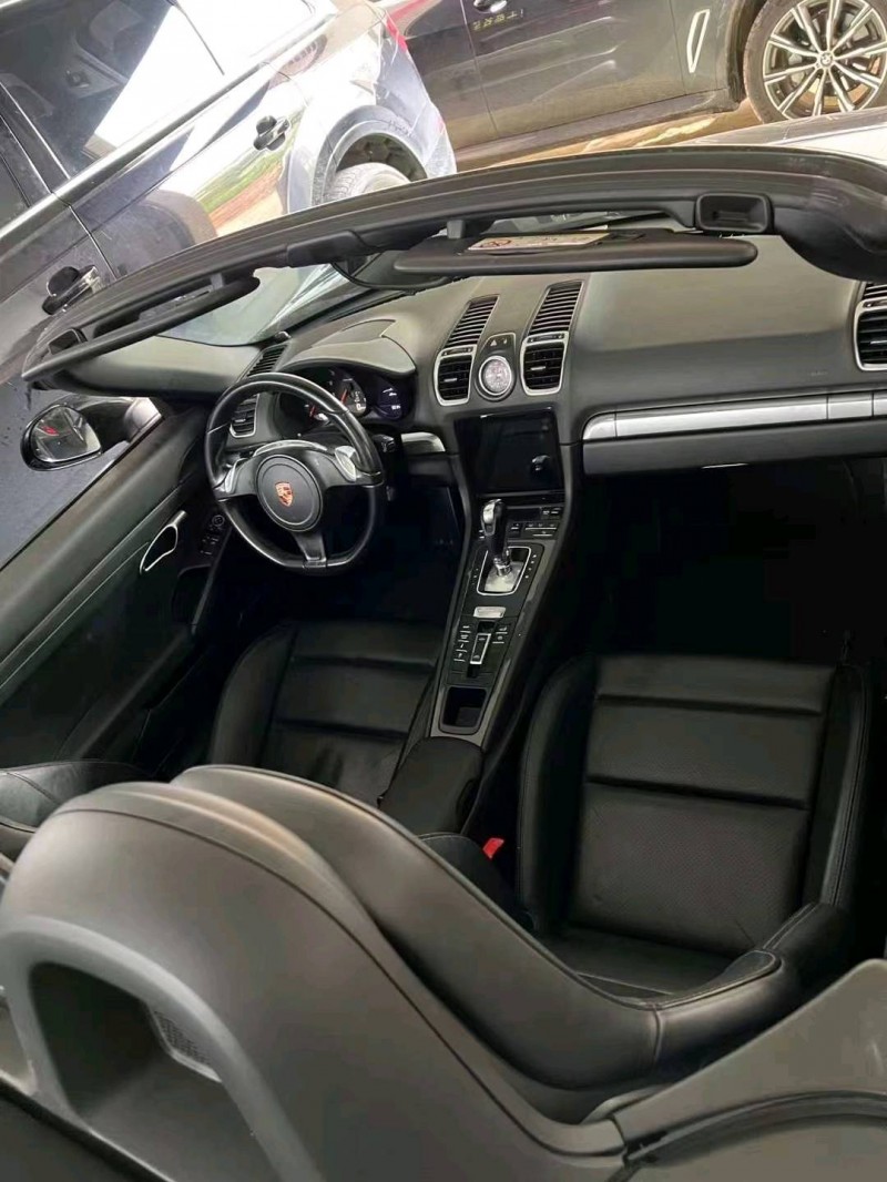 珠海17年保时捷Boxster6