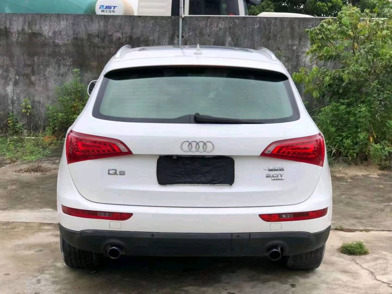 珠海10年奥迪Q52