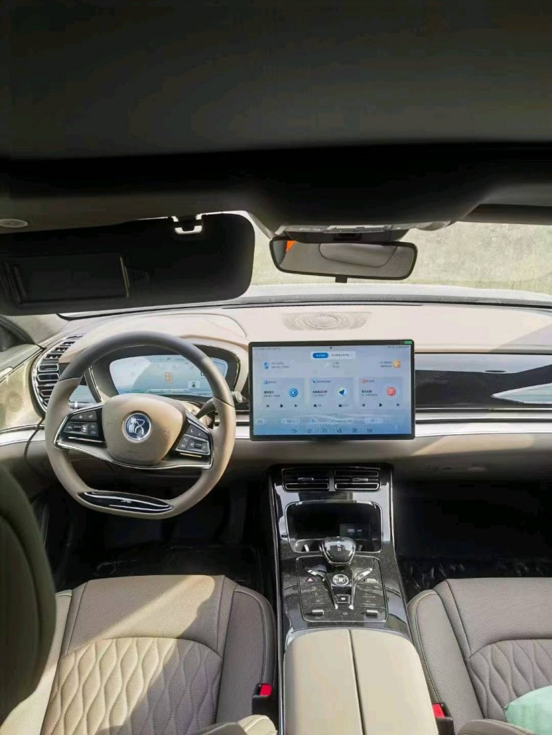 枣庄23年比亚迪汉8