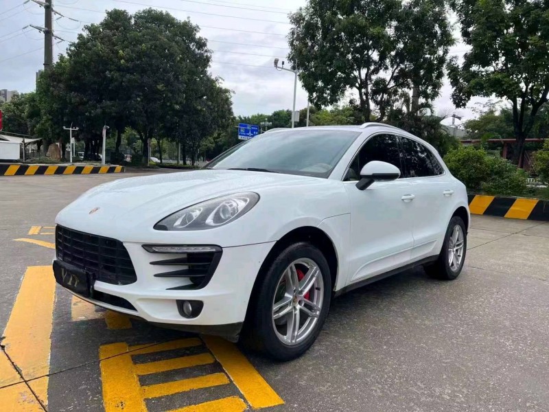 邯郸15年保时捷Macan3