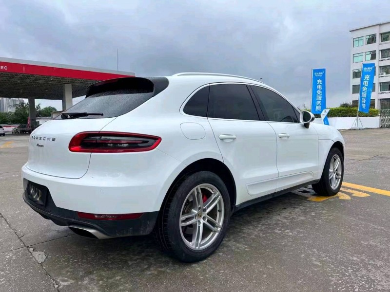 邯郸15年保时捷Macan7