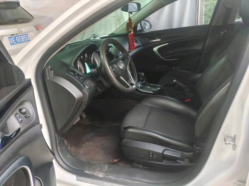 邢台17年别克君威2