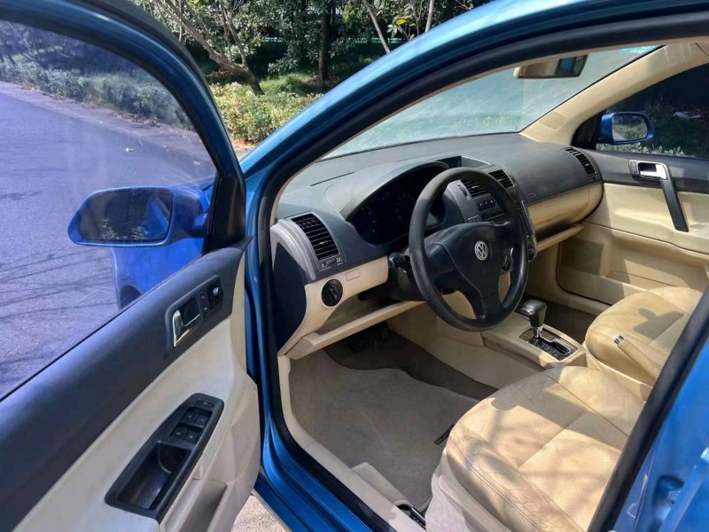 保定10年大众polo8