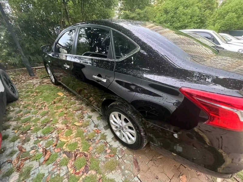 邯郸22年日产轩逸3