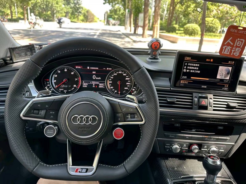 保定18年奥迪A7L5