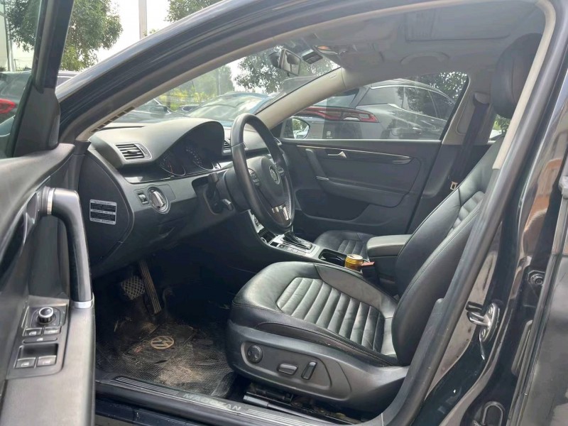 保定13年大众迈腾4