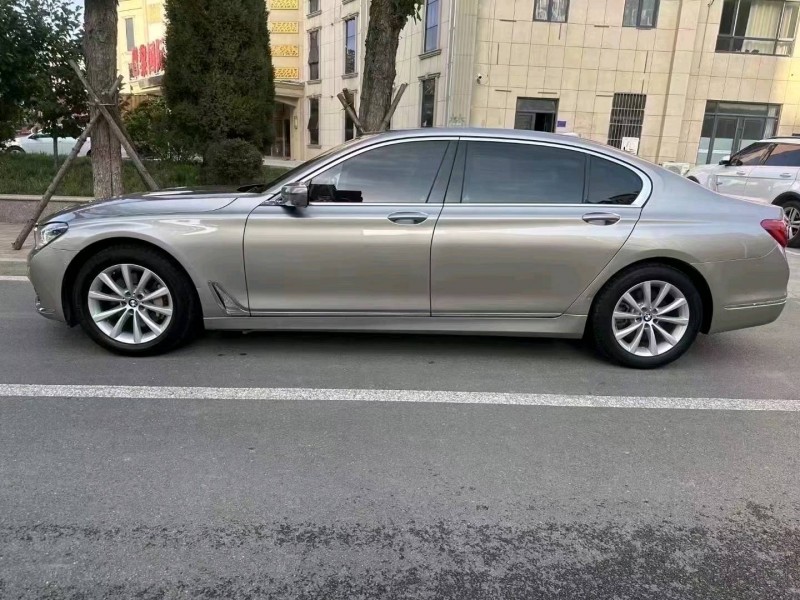 保定16年宝马7系3