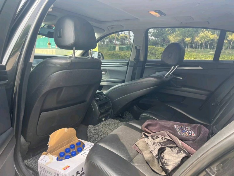 保定13年宝马5系4