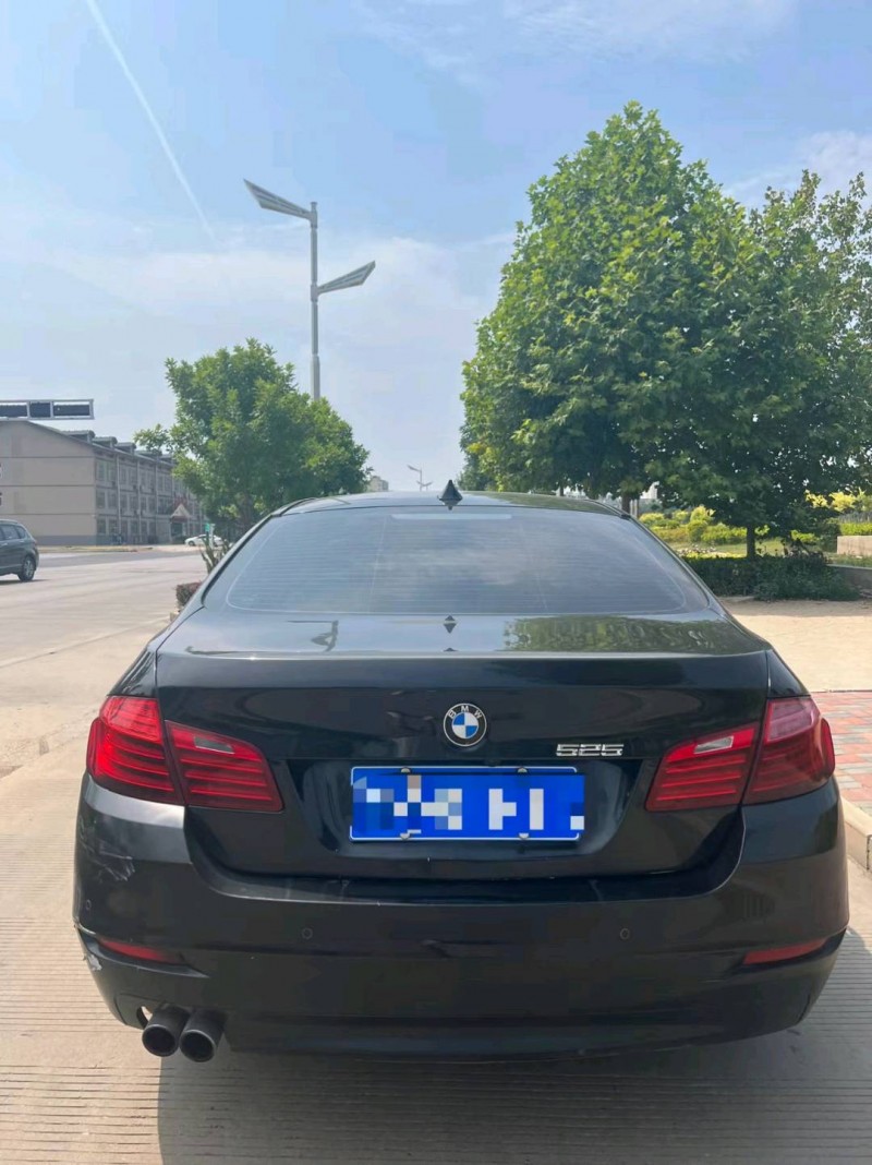 保定13年宝马5系9