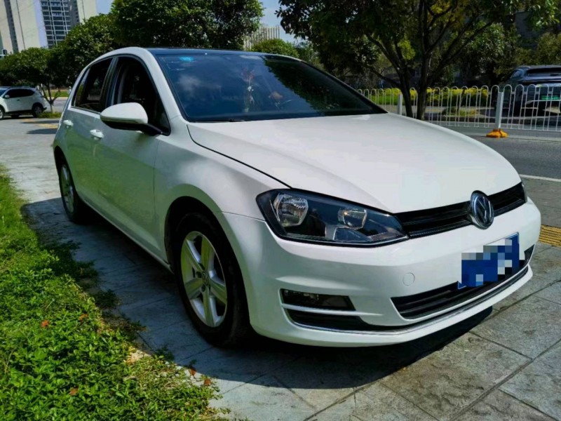 武汉14年大众高尔夫2