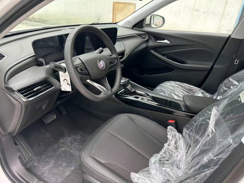 常州23年别克威朗5