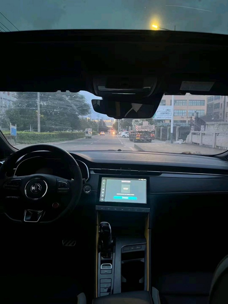 嘉兴21年名爵65