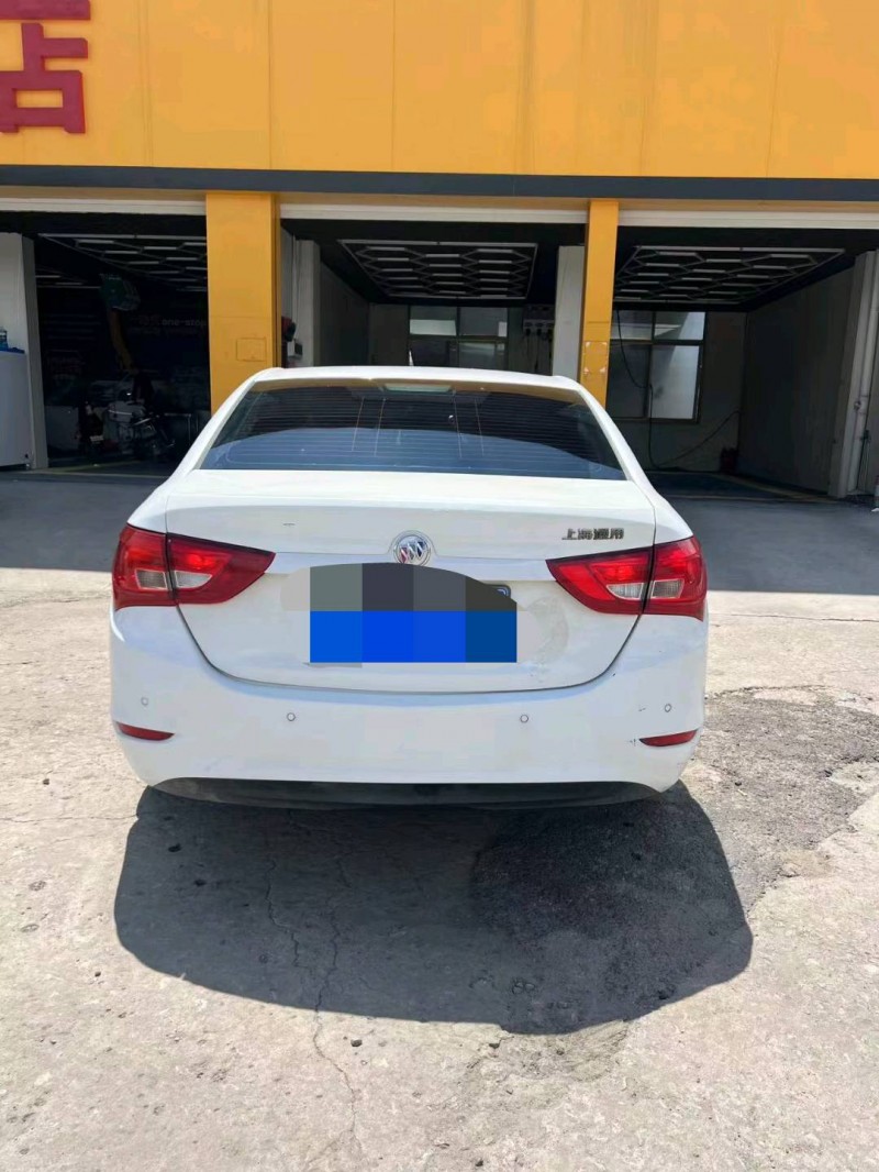 九江16年別克英朗3