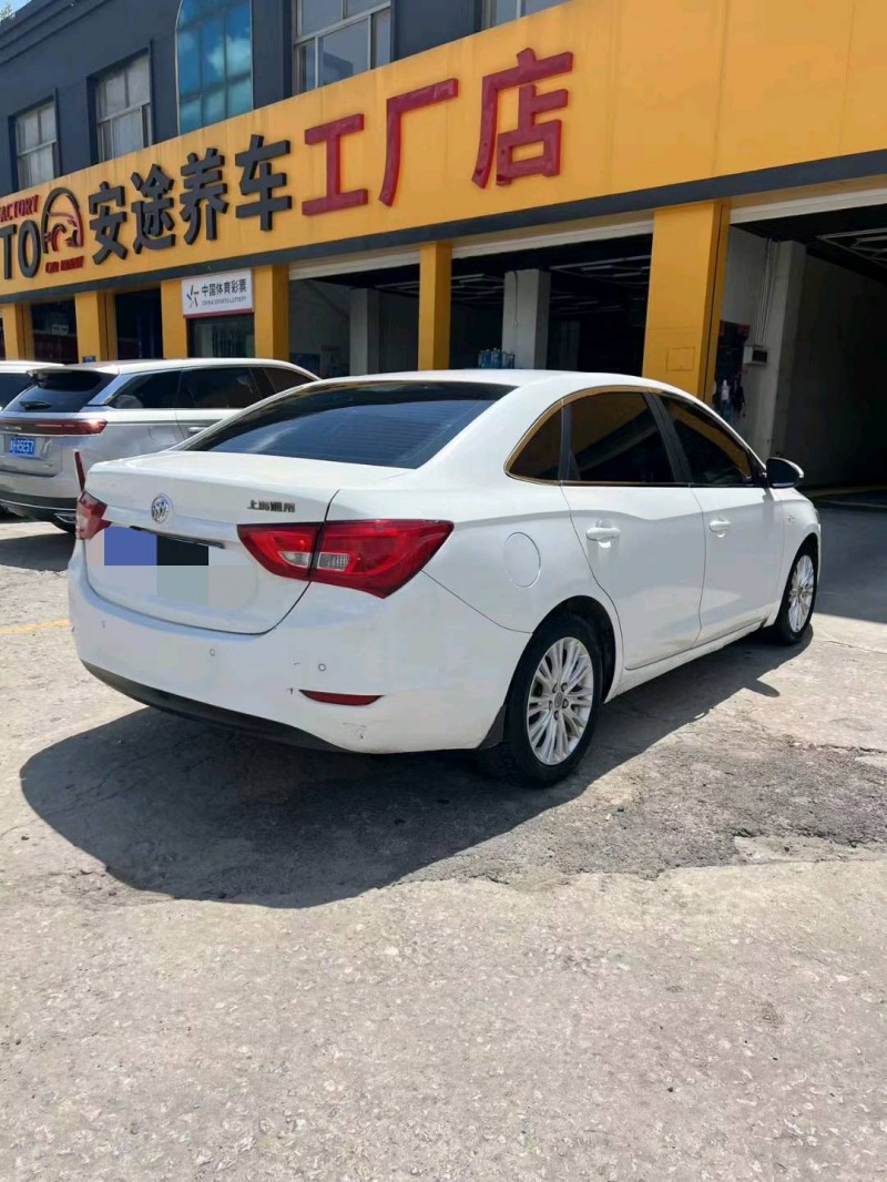 九江16年別克英朗4