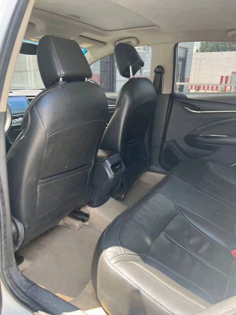 九江16年別克英朗5