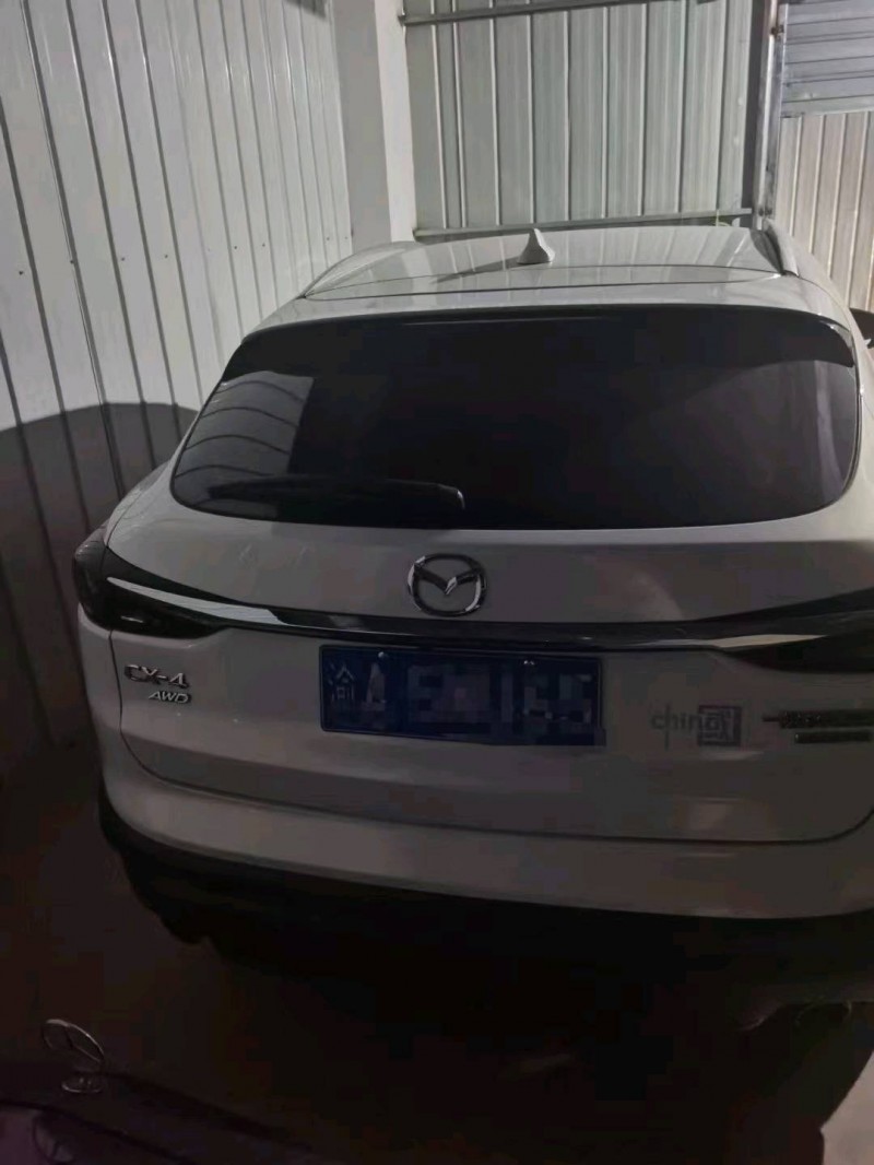 重庆20年马自达CX-45