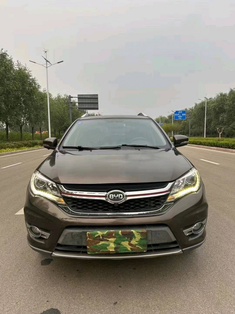 枣庄17年比亚迪S71