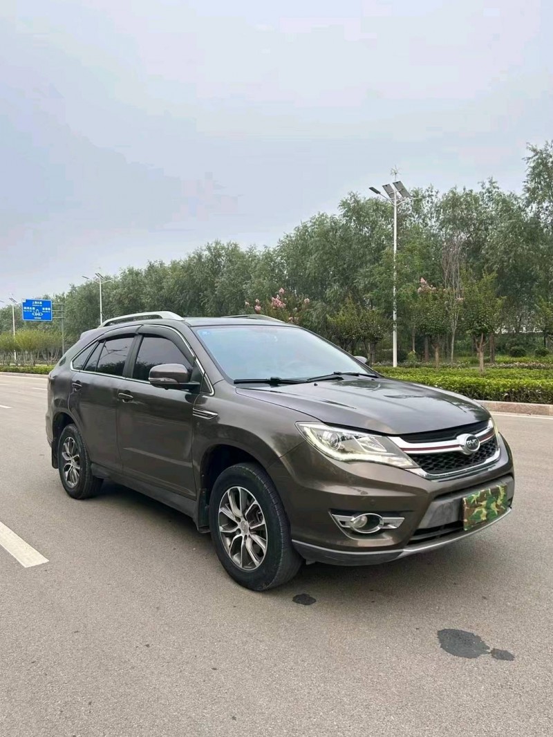 枣庄17年比亚迪S73