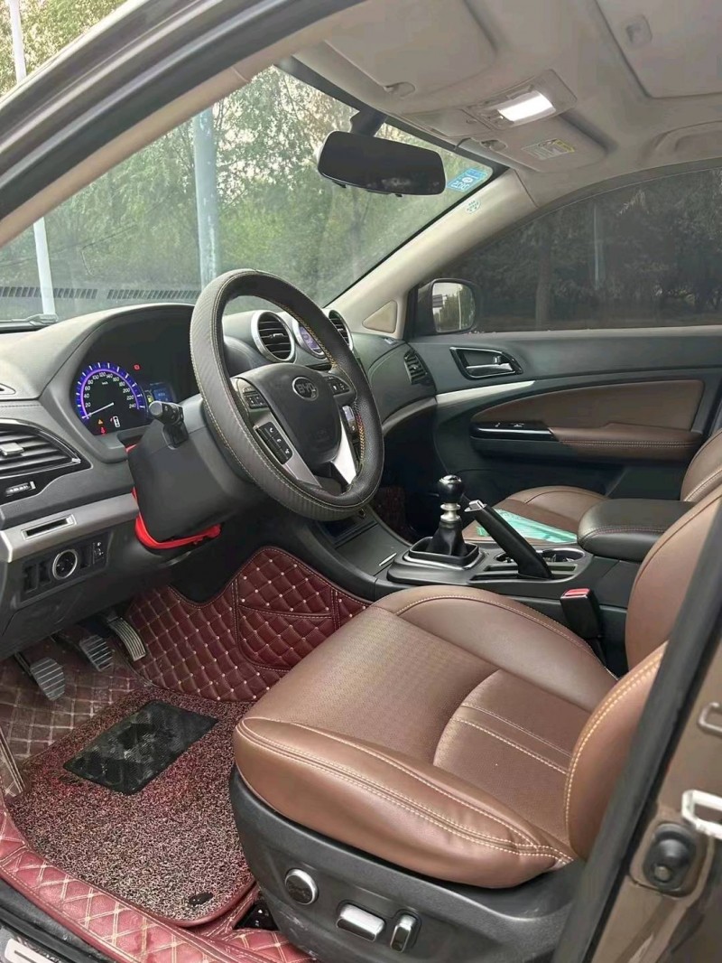 枣庄17年比亚迪S74