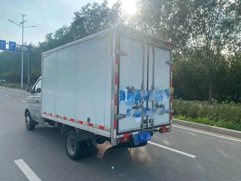 枣庄20年长安汽车跨越王8