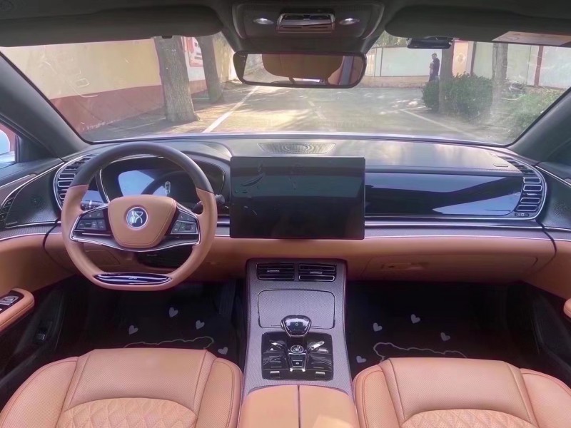 青岛23年比亚迪汉8