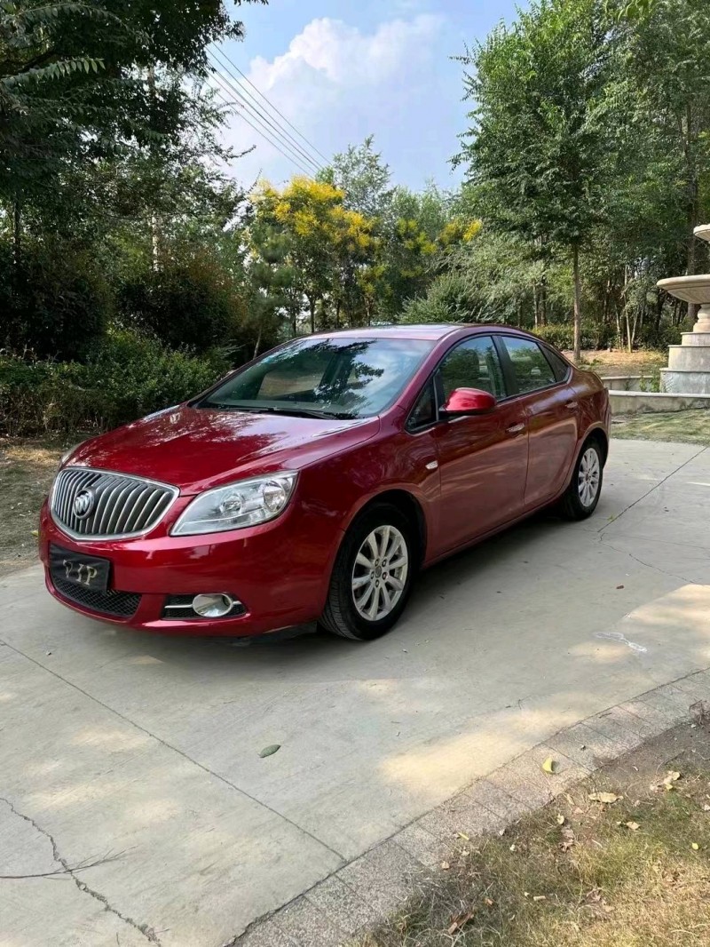 枣庄14年别克英朗2