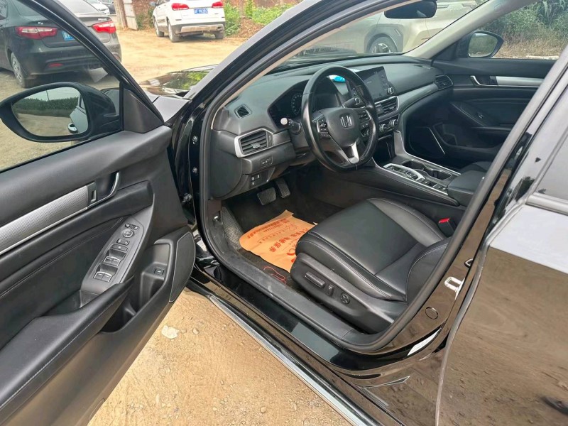 保定20年本田雅阁5