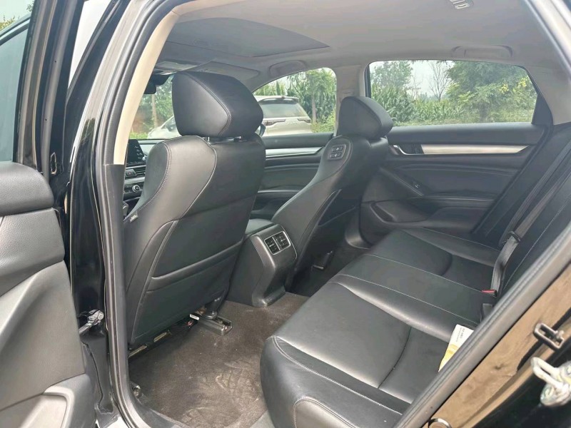 保定20年本田雅阁6