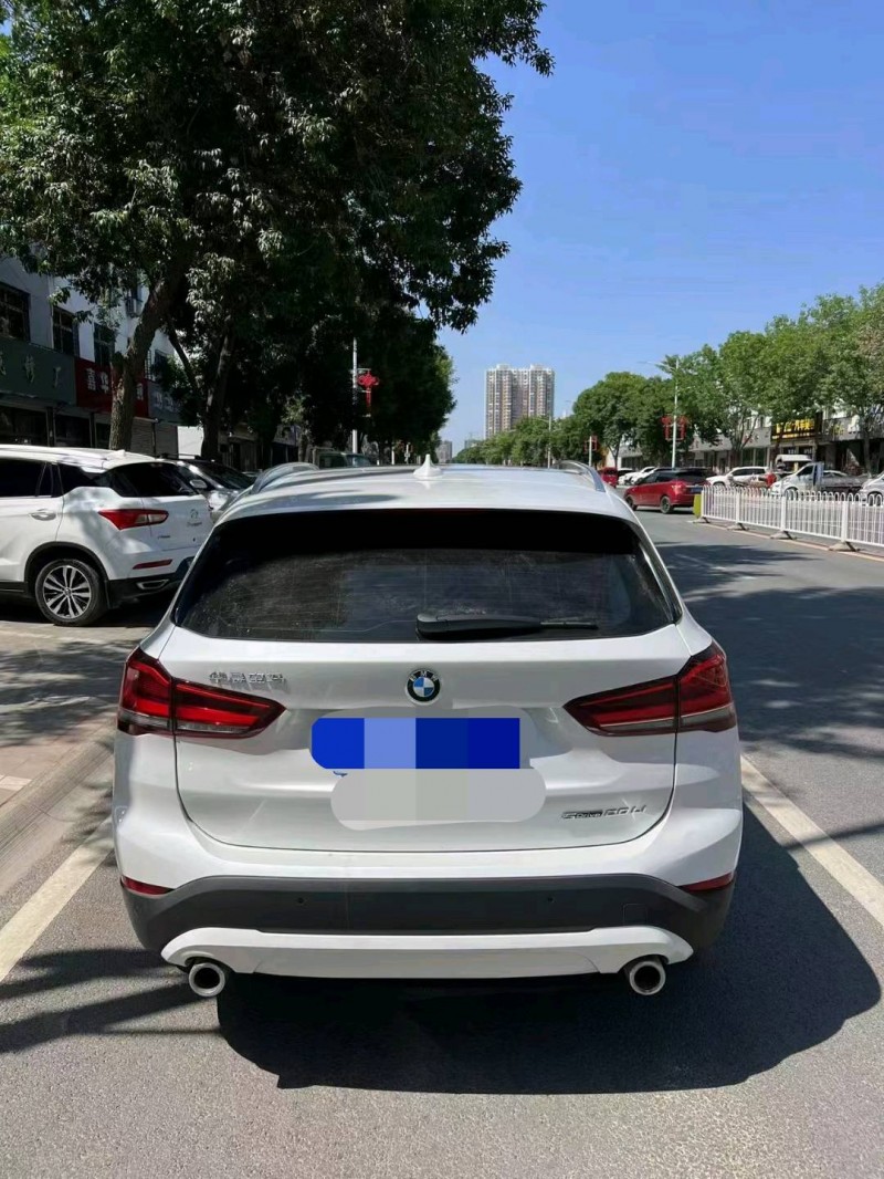 保定21年宝马X14