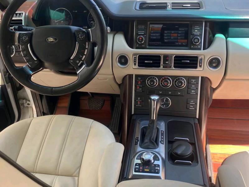 保定12年路虎揽胜9