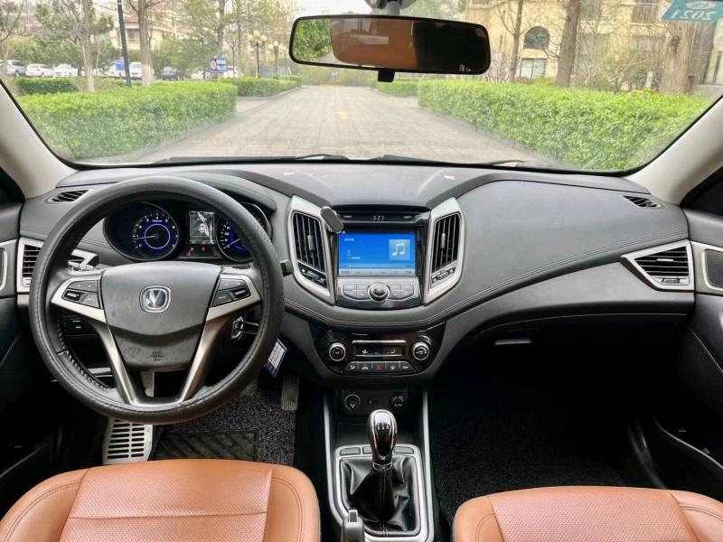 烟台17年长安汽车逸动8