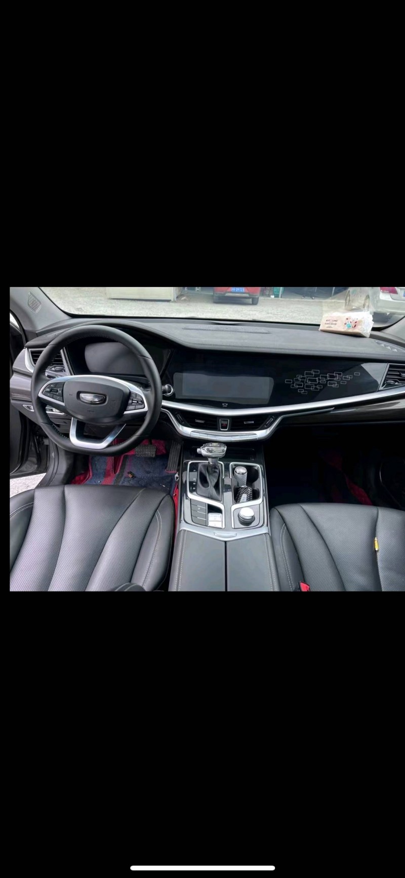 成都20年吉利博瑞7