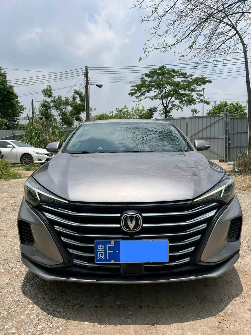 广州21年长安汽车逸动1