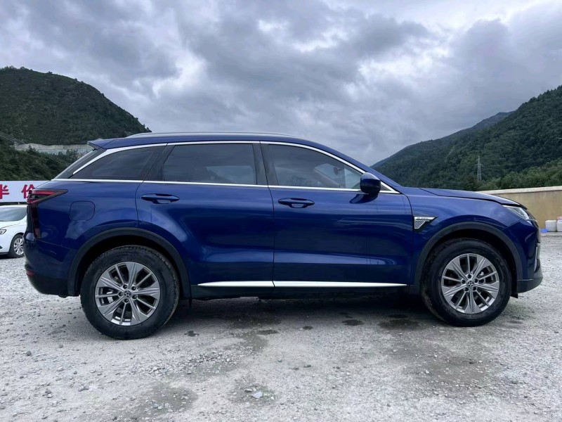 成都21年启辰启辰星8