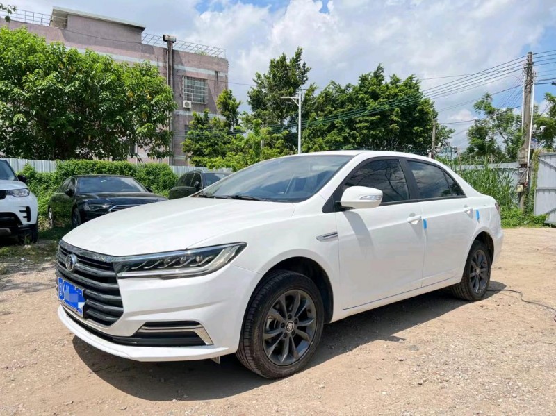 广州21年比亚迪秦2