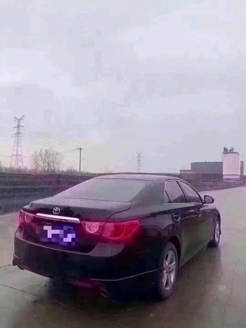 济南12年丰田锐志3