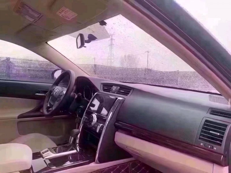 济南12年丰田锐志6