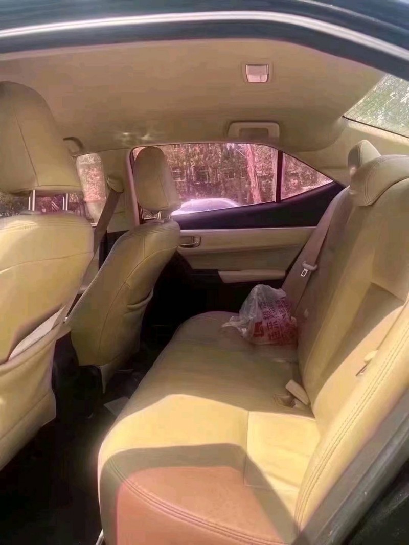 济南17年丰田卡罗拉5