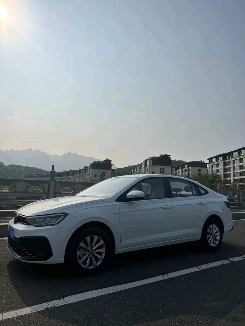 枣庄23年大众朗逸3