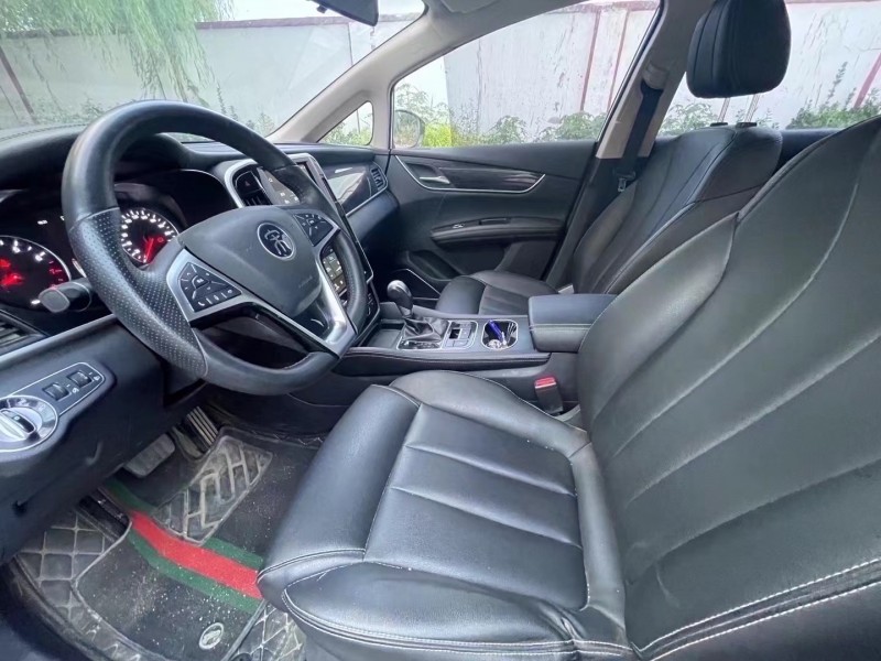 青岛19年比亚迪宋7