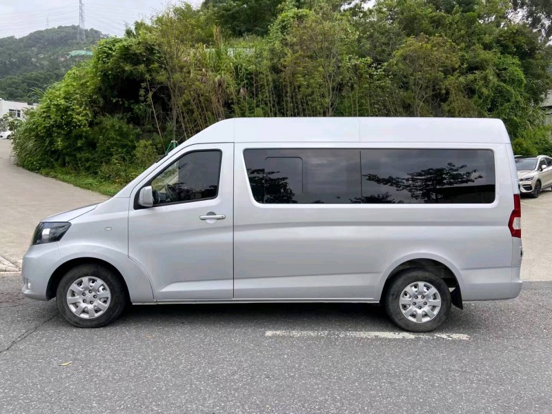 广州21年长安汽车睿行6