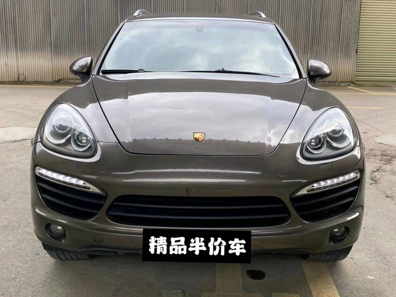 广州13年保时捷卡宴1