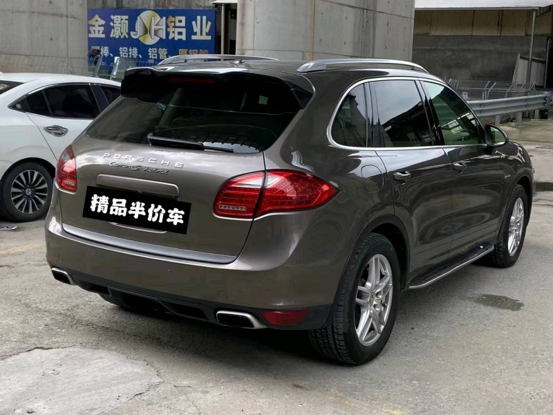 广州13年保时捷卡宴7