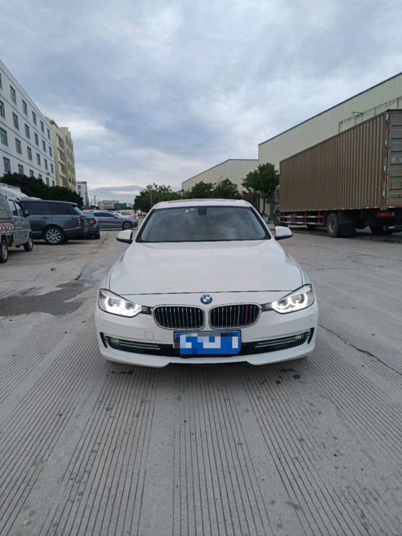 广州13年宝马3系1