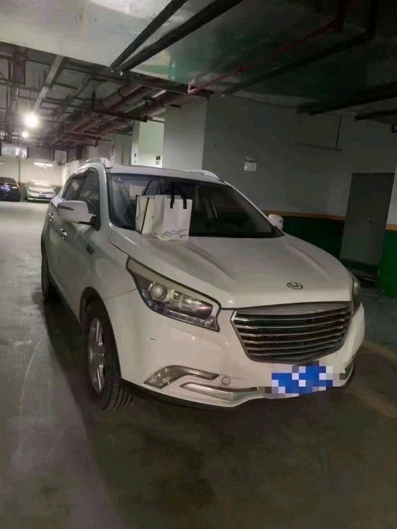 枣庄17年华泰圣达菲4