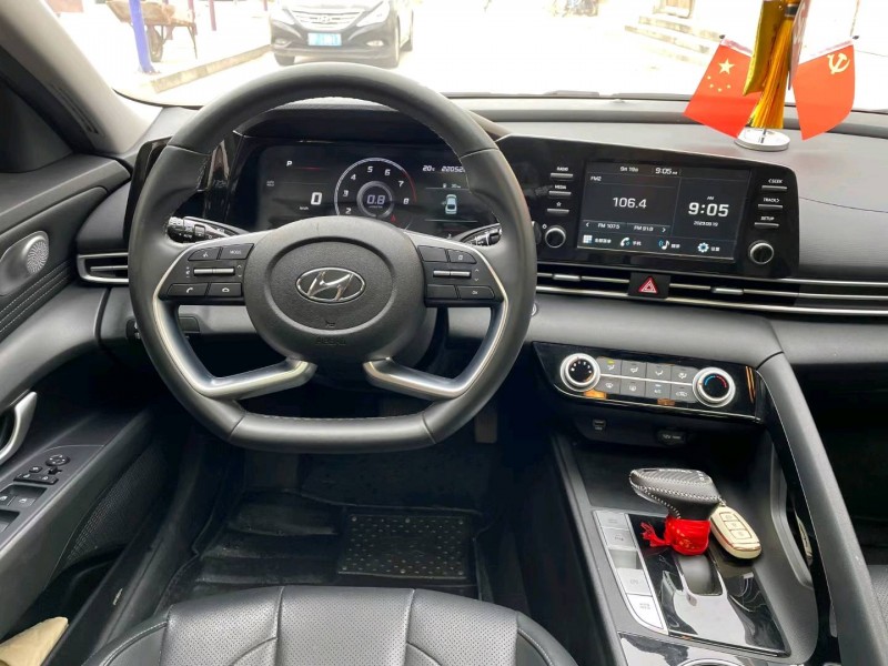 保定22年现代伊兰特7