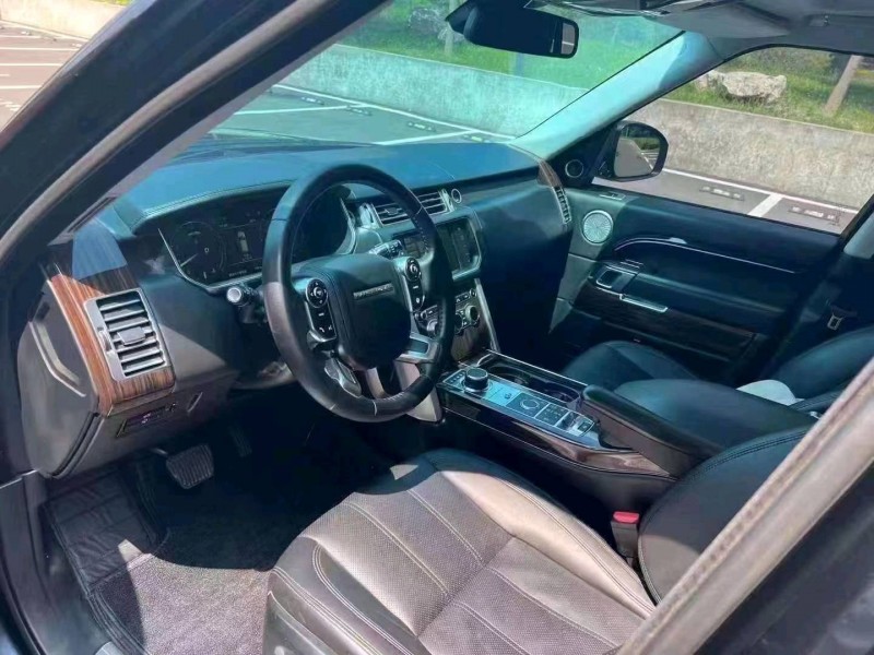 济宁18年路虎揽胜行政7