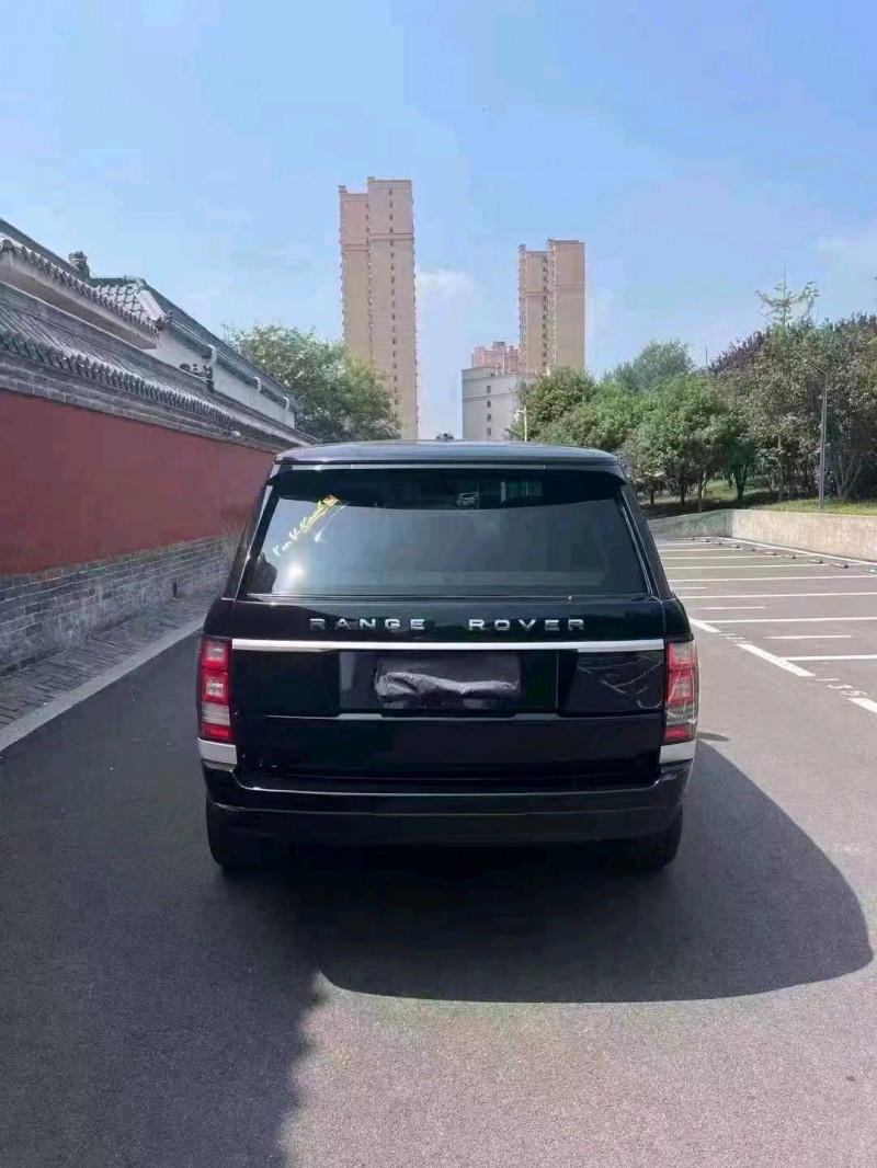 济宁18年路虎揽胜行政9